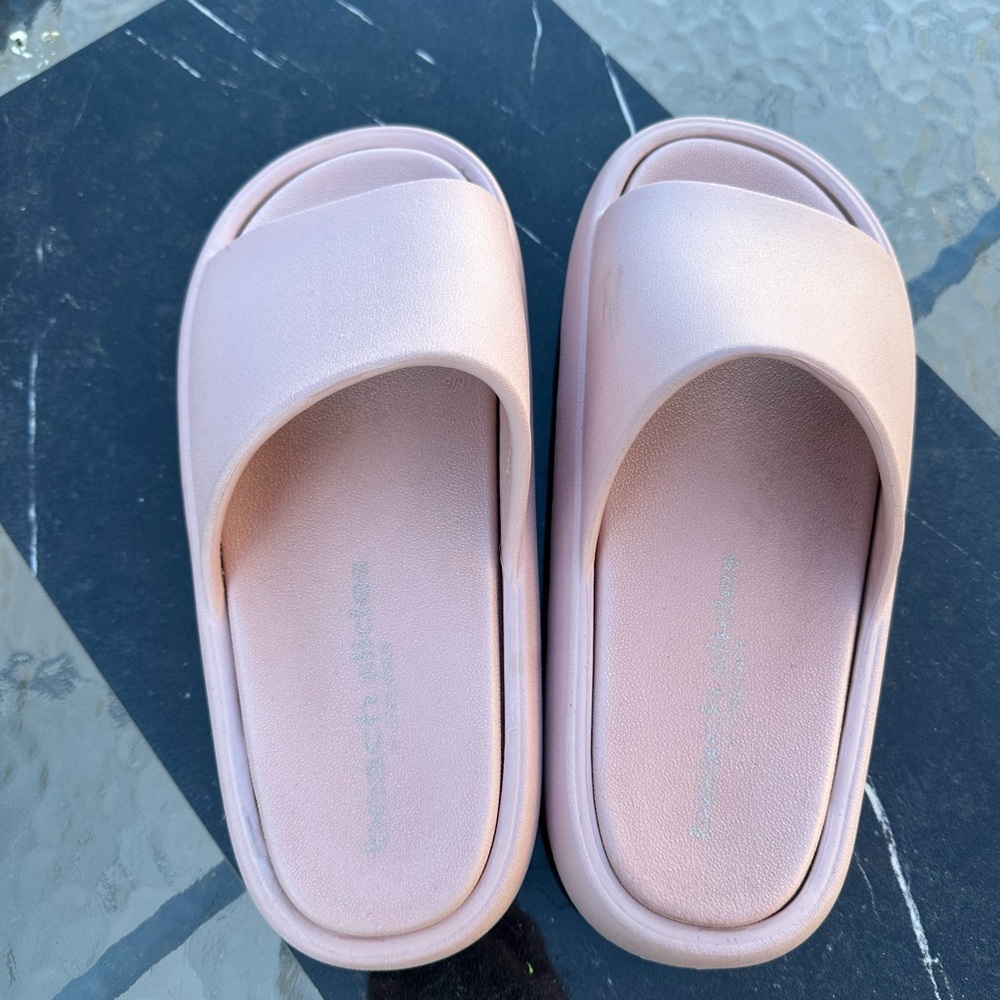 Beach Slides Squish Sandal Light Pink Eva Size 9 - image 2